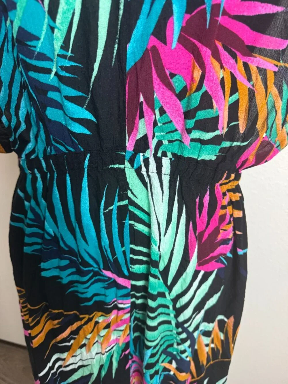 Beach Coverup Kimono  Black Tropical Floral 100% Rayon Size L- XL
